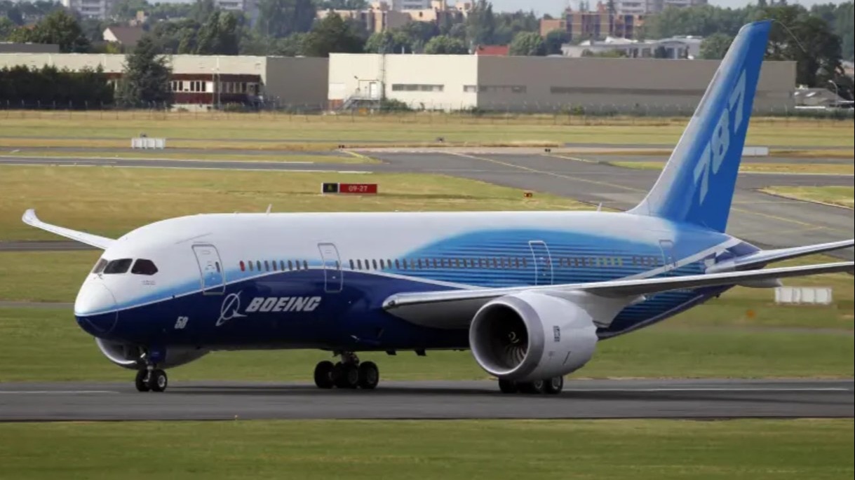 You are currently viewing US probes Boeing 787 over skipped inspections, possible falsified records