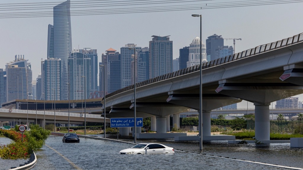 Parts of Abu Dhabi waterlogged after heavy rain, Dubai Airports issue advisory