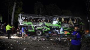 Read more about the article 11 dead after school bus collides with car, motorcycles in Indonesia
