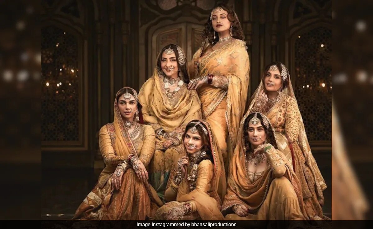 You are currently viewing Heeramandi: The Diamond Bazaar Review – There's More Than The Blindingly Sumptuous Means Sanjay Leela Bhansali Employs
