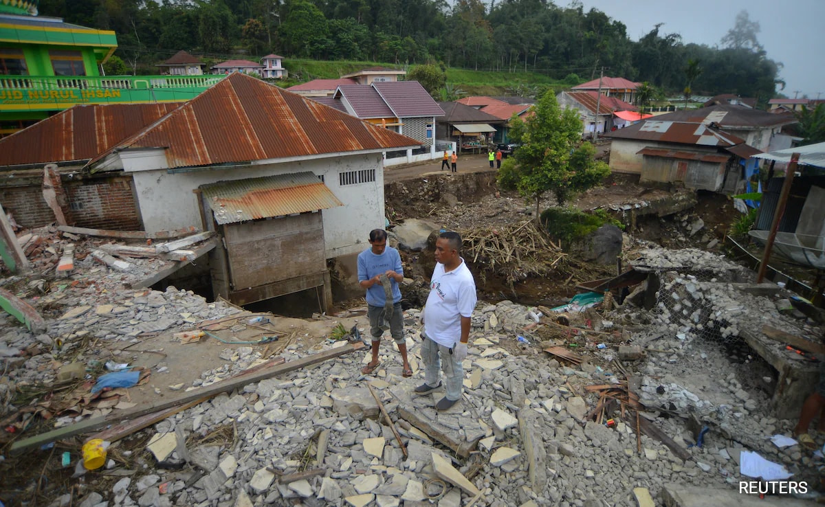 58 Dead In Indonesian Flash Floods, Search On For 35 Missing