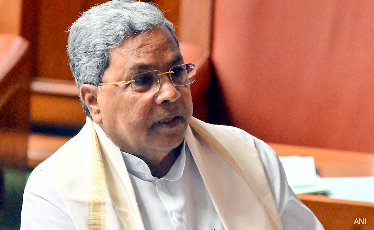 You are currently viewing HD Deve Gowda Sent Prajwal Abroad, Claims Siddaramaiah After Ex PM's Letter
