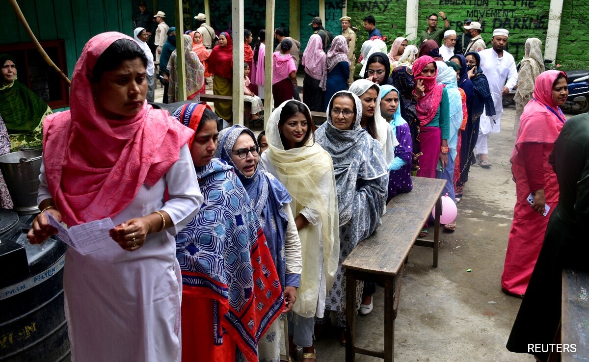 Women Voters Outnumber Men By 3 Per Cent In Phase 6 Of Lok Sabha Polls