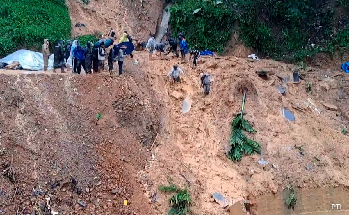 You are currently viewing 40 Killed In Landslides, Flash Floods Across Northeast After Cyclone Remal