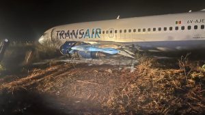 Read more about the article Plane with 78 passengers aboard skids off airport runway in Senegal, 11 injured