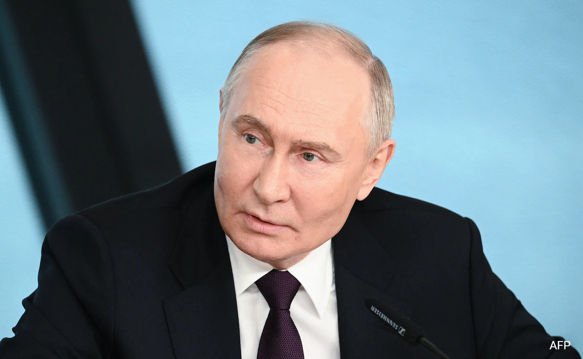 You are currently viewing Ukraine Must Withdraw Troops, End NATO Bid For Peace Talks: Vladimir Putin