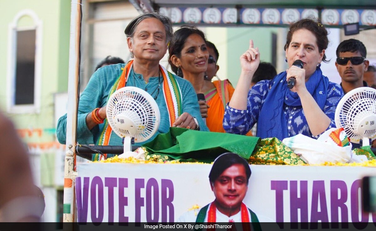 You are currently viewing Shashi Tharoor's Shoutout For Priyanka Gandhi After Wayanad Announcement