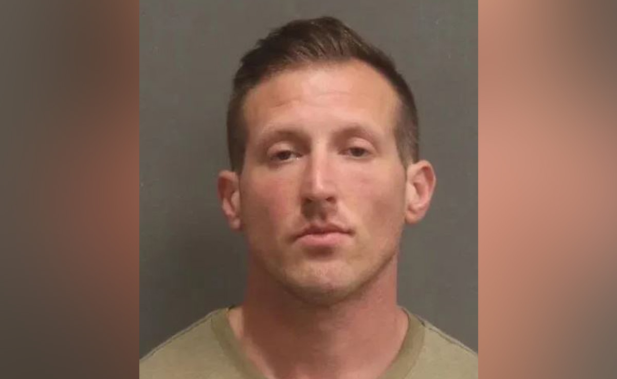 You are currently viewing US Cop Arrested For Groping Woman In OnlyFans Video While On Duty