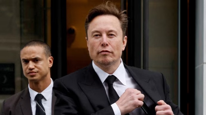 You are currently viewing Tesla shareholders approve Elon Musk’s $56 billion pay package
