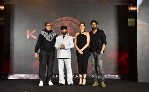 Read more about the article Amitabh Bachchan Gifts First Ticket Of Kalki 2898 AD To Co-Star Kamal Haasan: "Never Imagined I Would Be Here…"