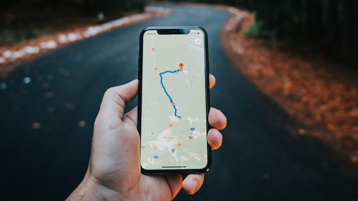 Read more about the article Google Maps Doubles Down on Privacy With New On-Device Location Storage: Report