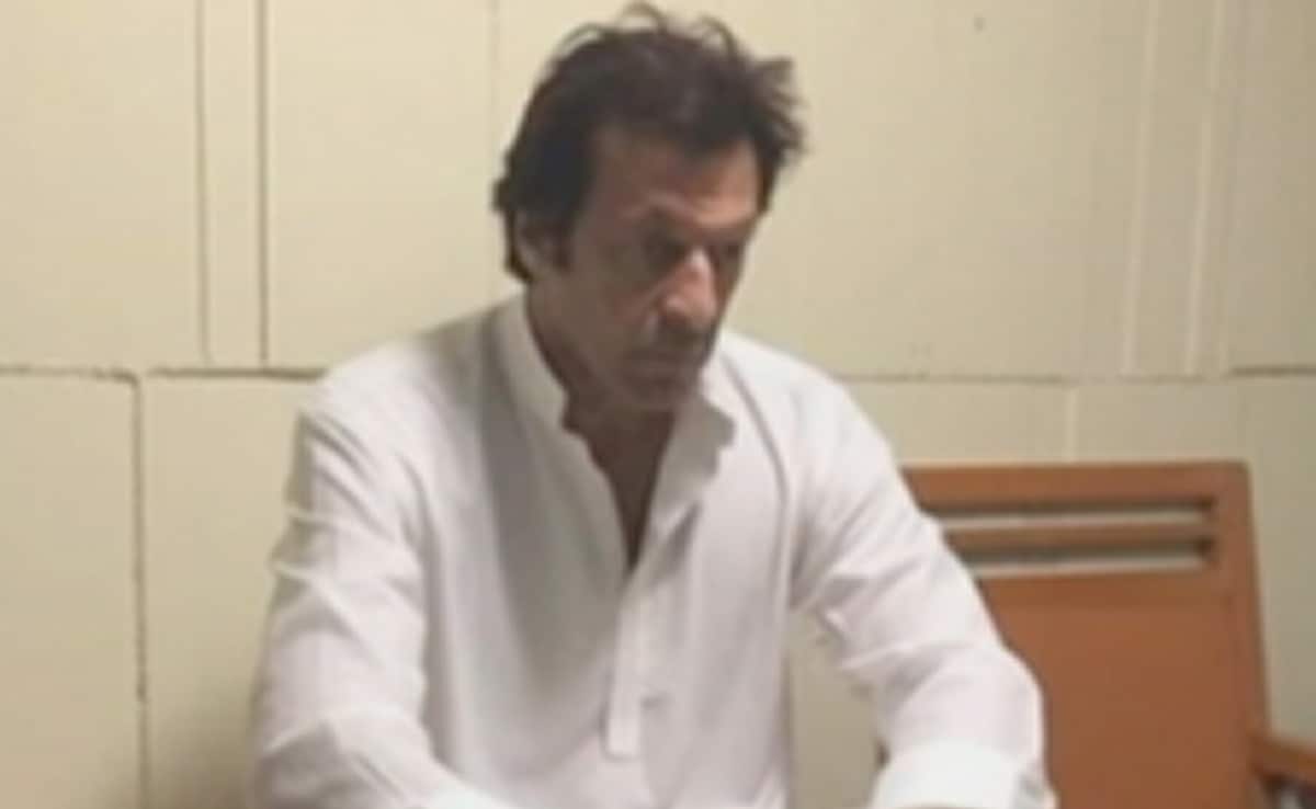 You are currently viewing Former Pakistan PM Imran Khan’s Political Adviser Kidnapped In Lahore: Report