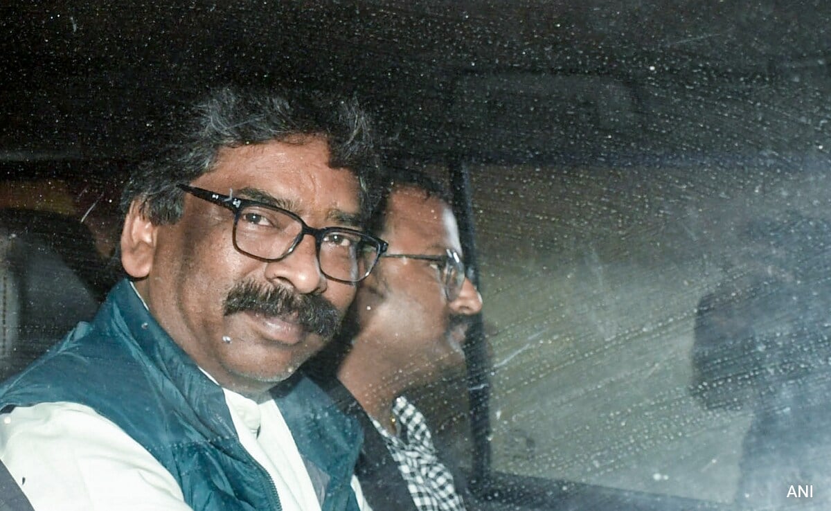 You are currently viewing Ex-Jharkhand Chief Minister Hemant Soren Granted Bail In Land Scam Case