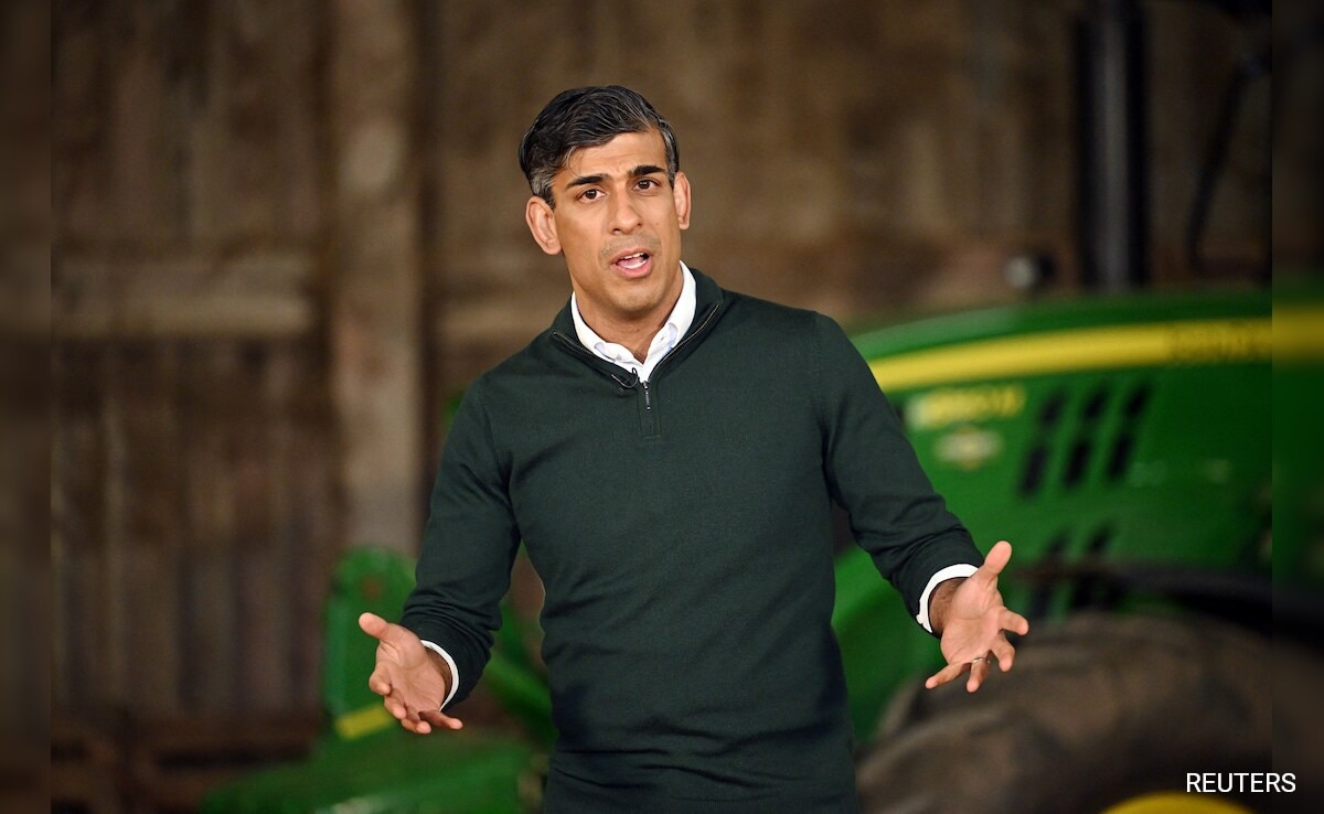 Read more about the article UK PM Rishi Sunak’s Party Hit With Election Date Betting Allegations