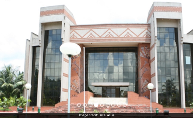 You are currently viewing IIM Calcutta Unveils New Technology Incubation Arm With Focus On Jobs