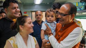 Read more about the article Shivraj Chouhan Travels In Train From Delhi To Bhopal, Shares Pics