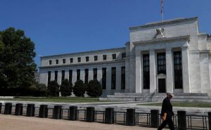Read more about the article US Fed Holds Interest Rates, Now Sees Just One Cut This Year