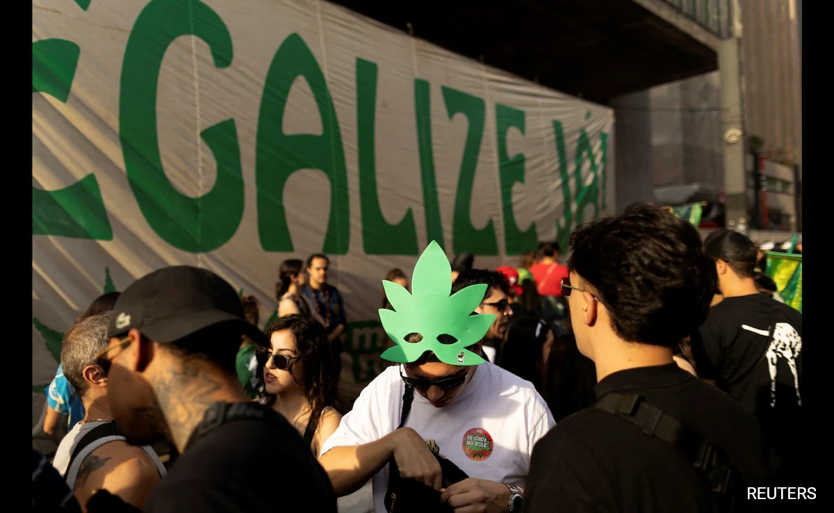 Read more about the article Possession Of Marijuana Not A Crime, Says Top Brazil Court