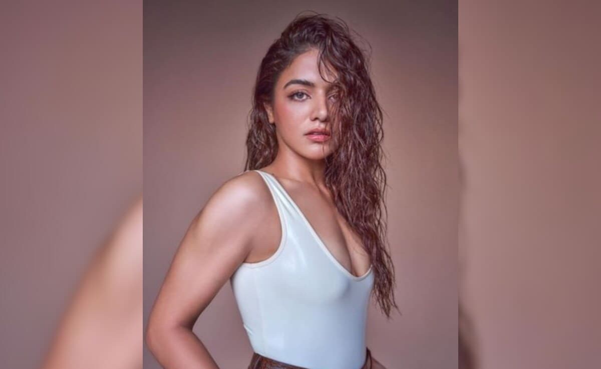 Read more about the article "I Dress Up For Myself, Don't Take Airport Look Pressure": Wamiqa Gabbi