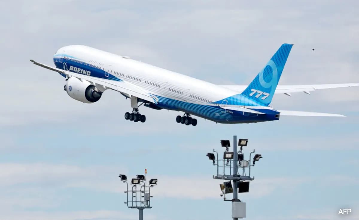 All About Boeing’s 777X, The Biggest Dual-Engine Commercial Plane In World