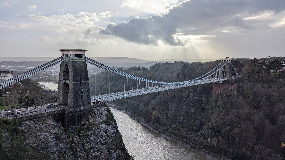 Bristol: Blood-stained suitcases with human remains found on Clifton bridge