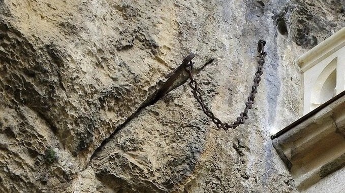 French ‘Excalibur’ sword disappears after 1,300 years wedged in stone