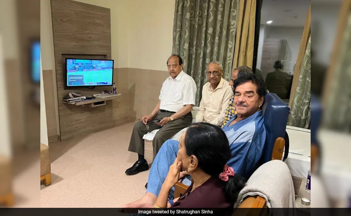 Shatrughan Sinha Enjoyed T20 World Cup Final With Family Members: "Away From The Controversy And Confusion"