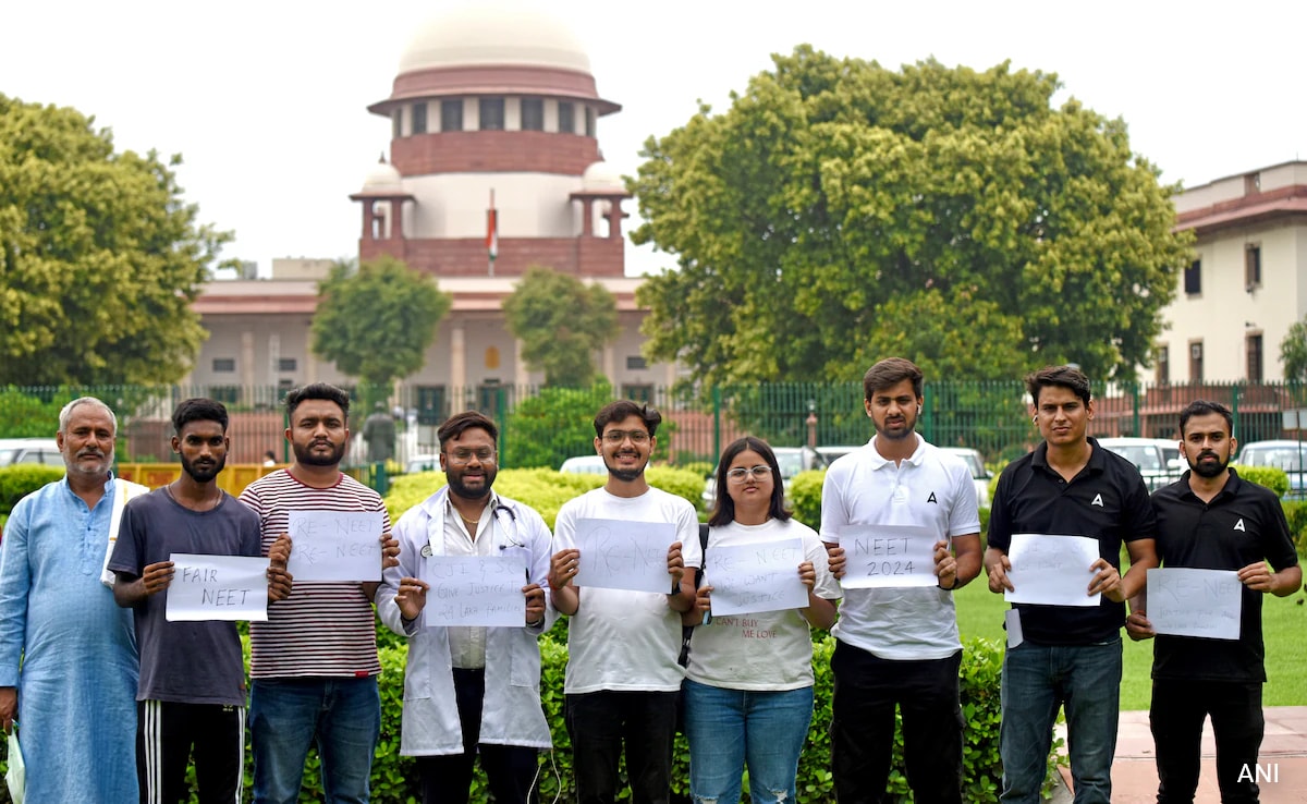 'Entire NEET Paper Solved In 45 Minutes Before Exam?': Top Court To Centre