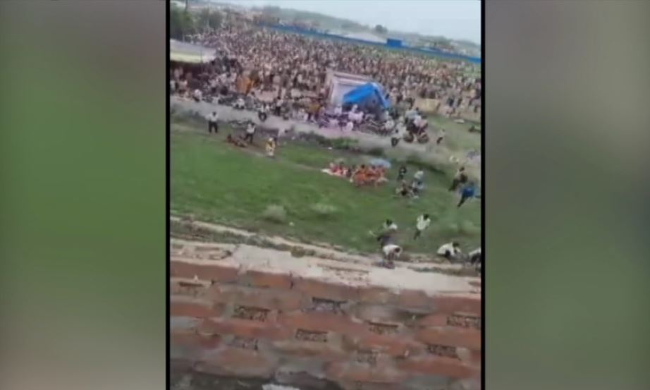 Video Just Before Stampede Shows Extent Of Congestion At UP Gathering