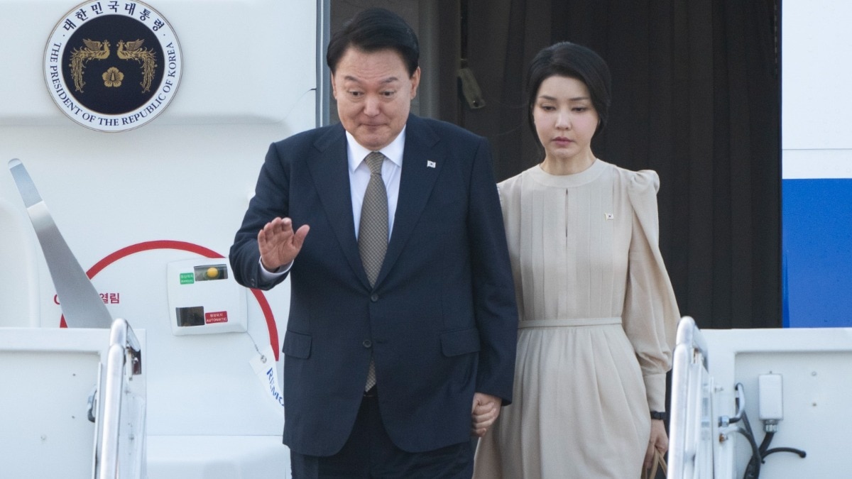 South Korea’s First Lady in trouble over Dior bag worth Rs 1.84 lakh