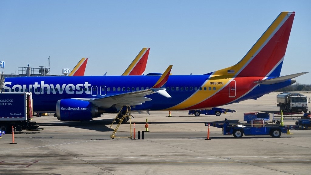 Southwest Airlines Boeing jet’s mid-air Dutch roll due to being parked on ground during storm: NTSB Report