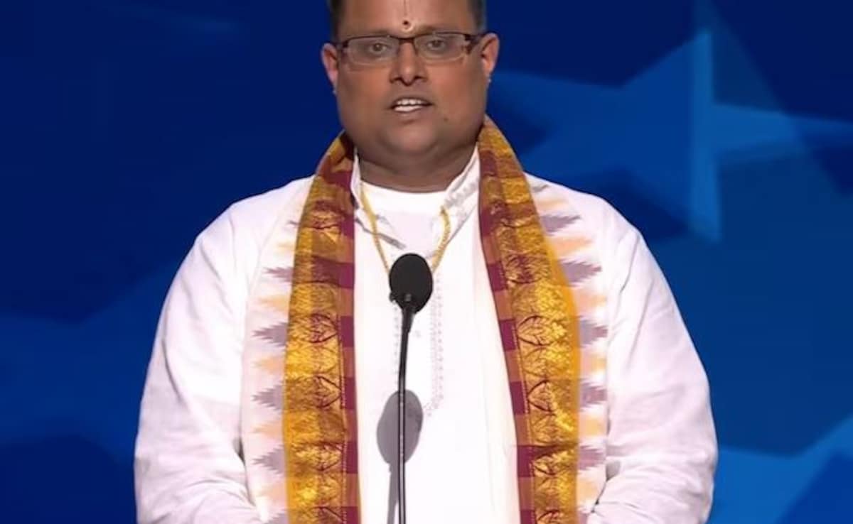 Hindu Priest The 1st Speaker At Democrat Event Day 3