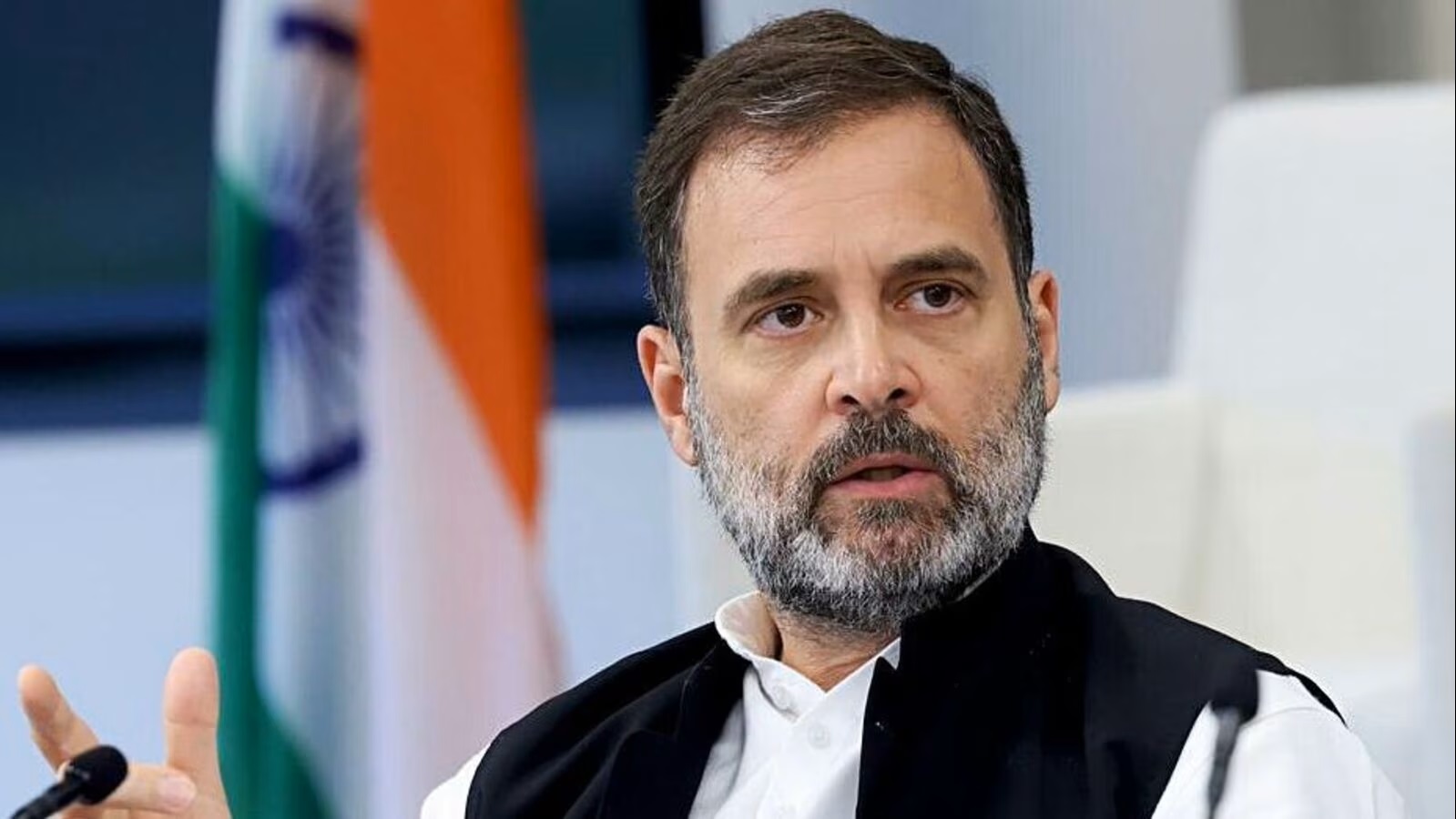 "Chai, Biscuits On Me": Rahul Gandhi Claims Raid Being Planned Against Him