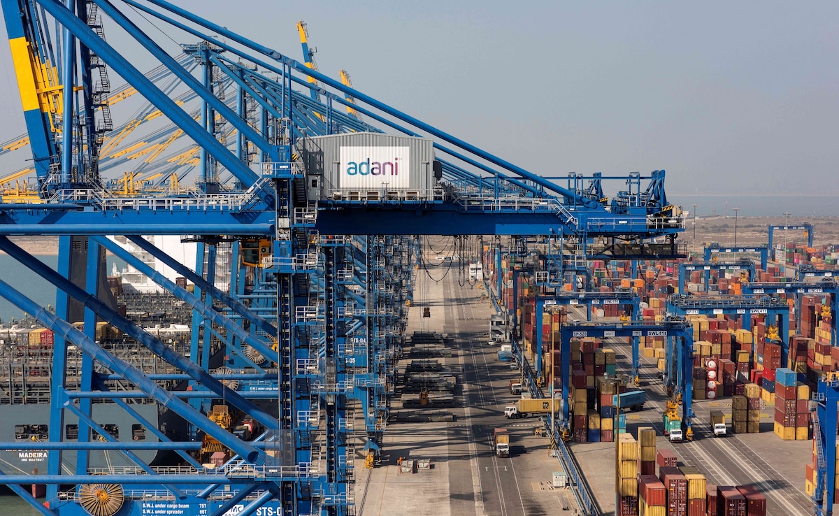 Adani Ports To Ink 5 Million Astro Offshore Deal In Branch-Out Bid