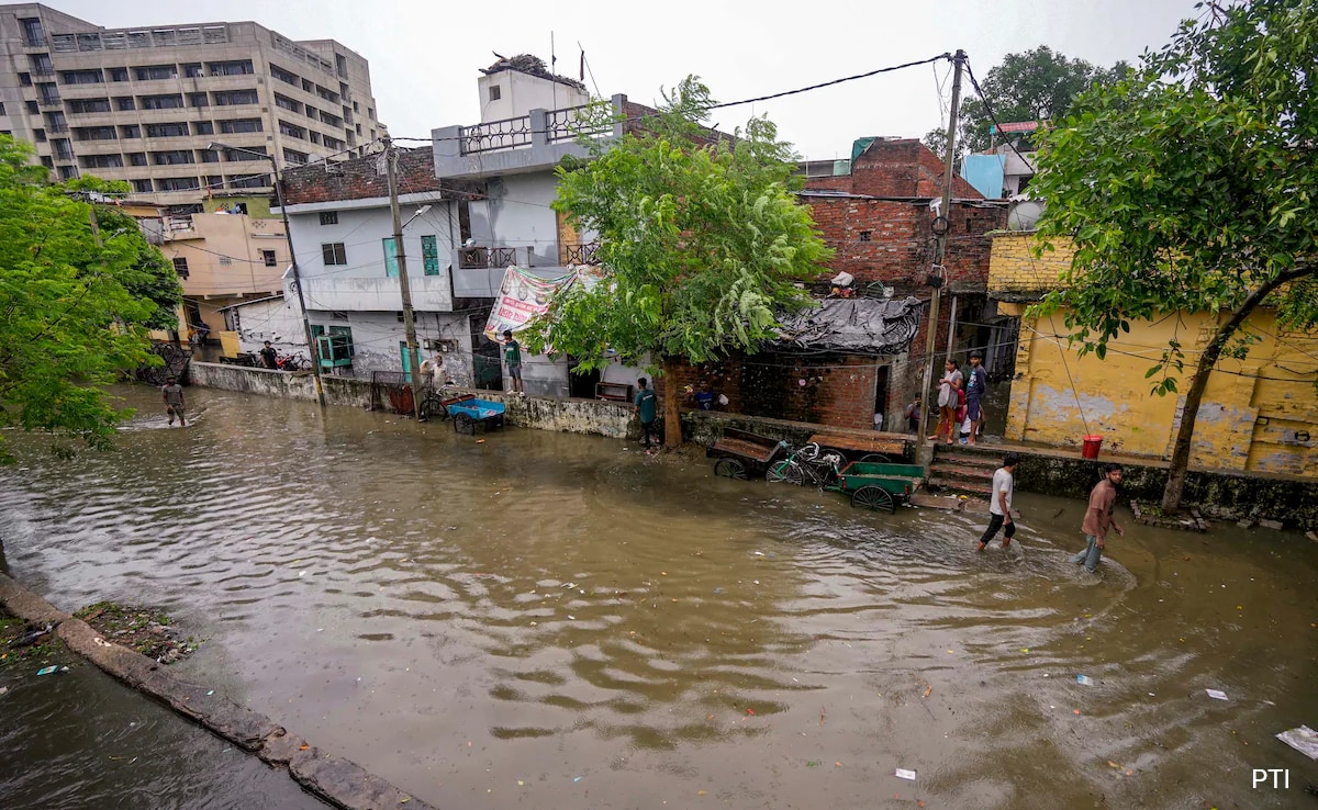 5 Killed In Rain-Related Incidents In UP, 6 Districts Still Flooded