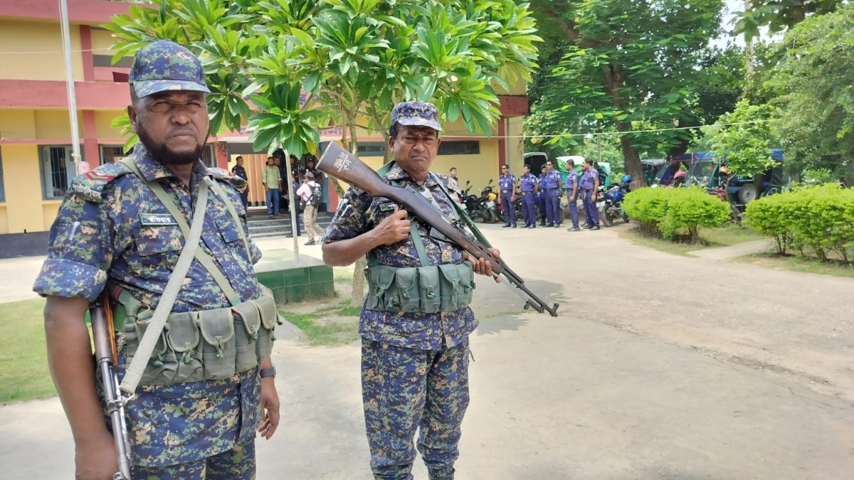 Bangladesh unrest: Bangladesh army guards cops hiding in police station amid heightened tensions