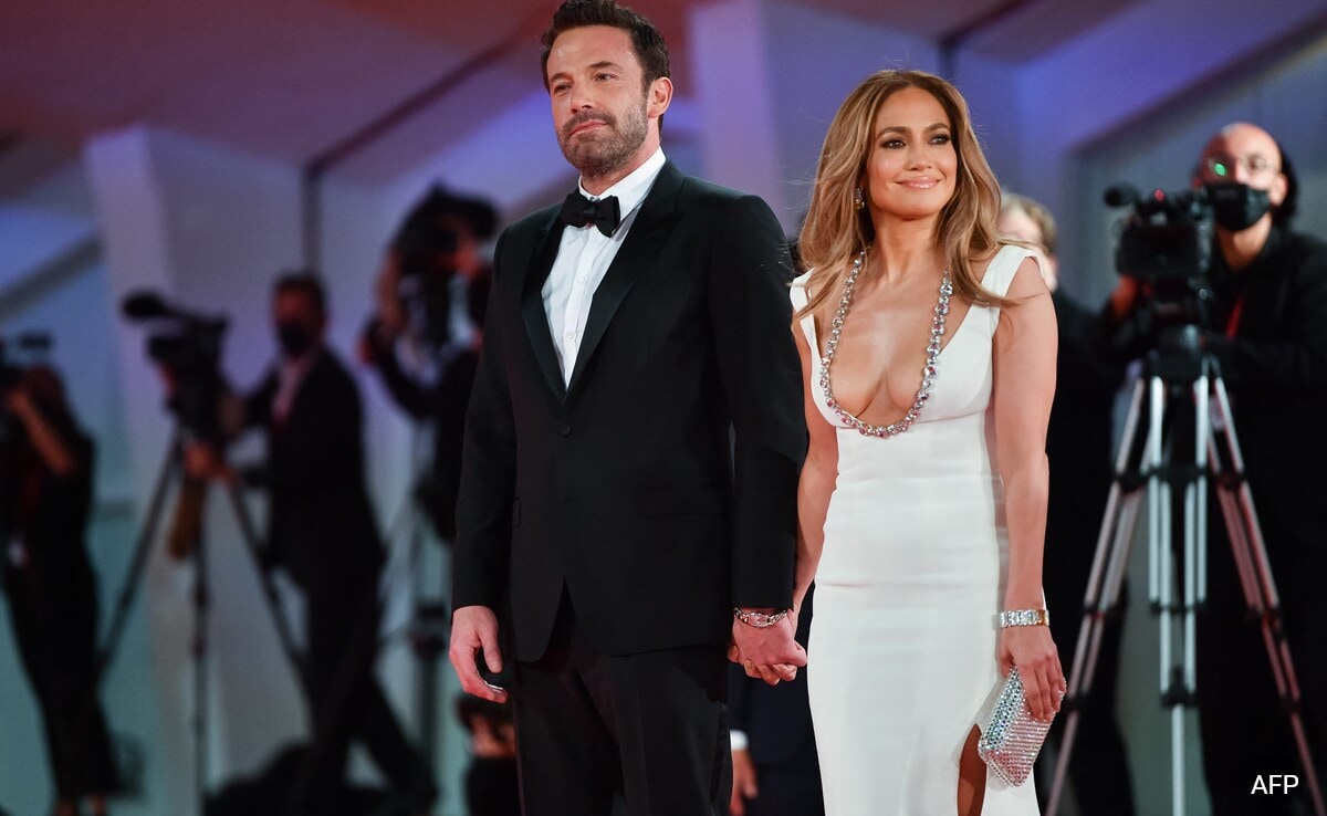 Jennifer Lopez Files To Divorce Ben Affleck: Report