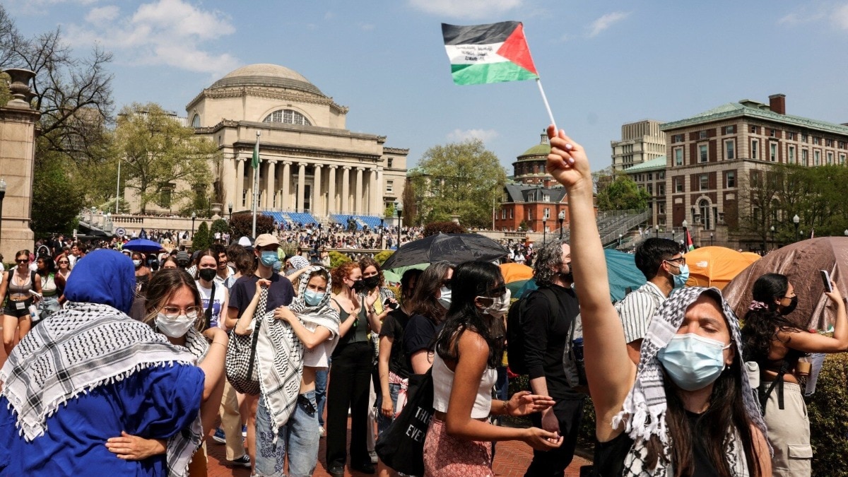 Columbia University deans resign over texts with “antisemitic tropes”