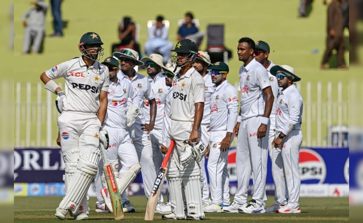 "Expected The Pitch To…": Pak Skipper On Controversial Selection Call