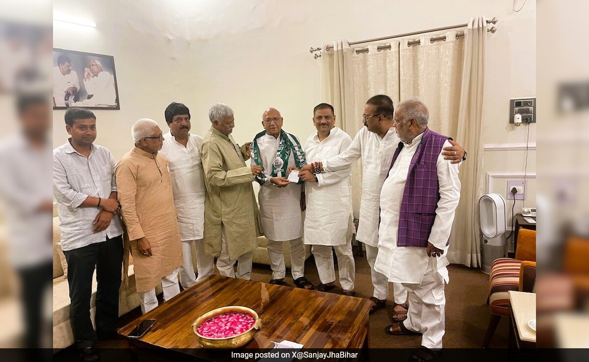 Former Jharkhand Minister Saryu Roy Joins Nitish Kumar's Party