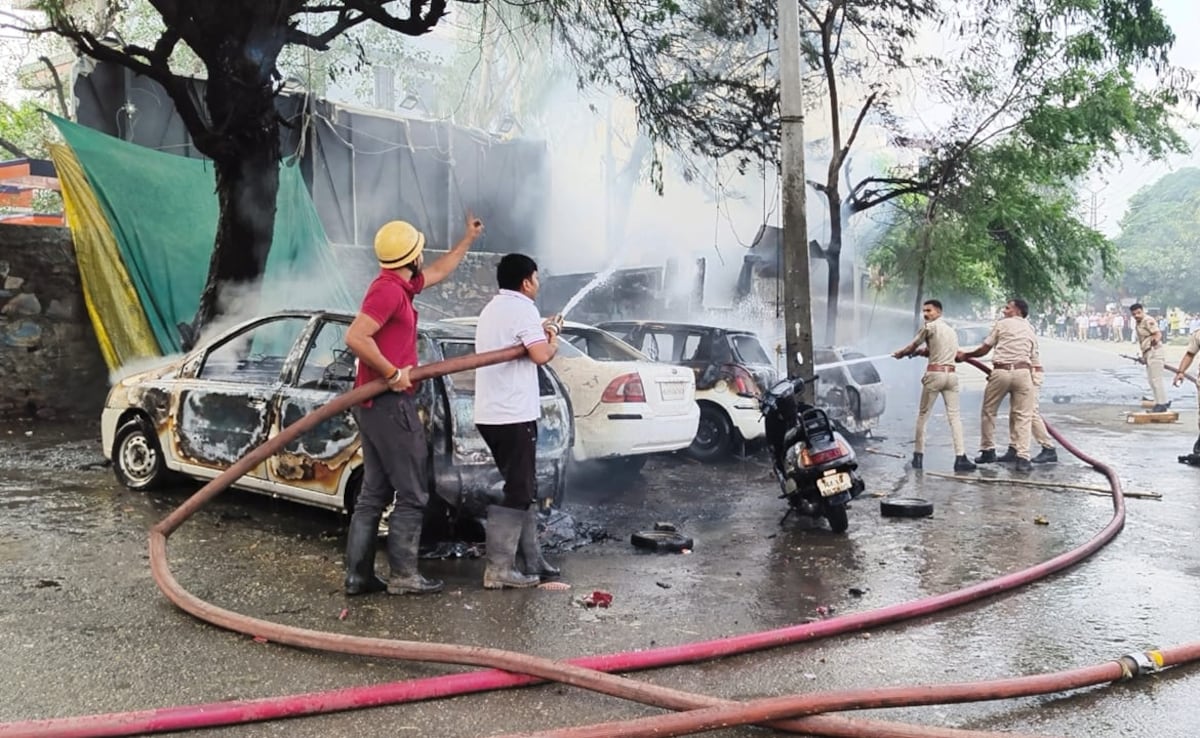 Mob Sets Cars On Fire After 15-Year-Old Stabbed Inside Udaipur School