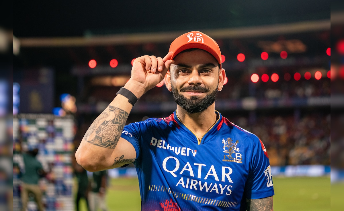 Virat Kohli Chooses This IPL Team As His "Favourite Rival" Between MI, KKR