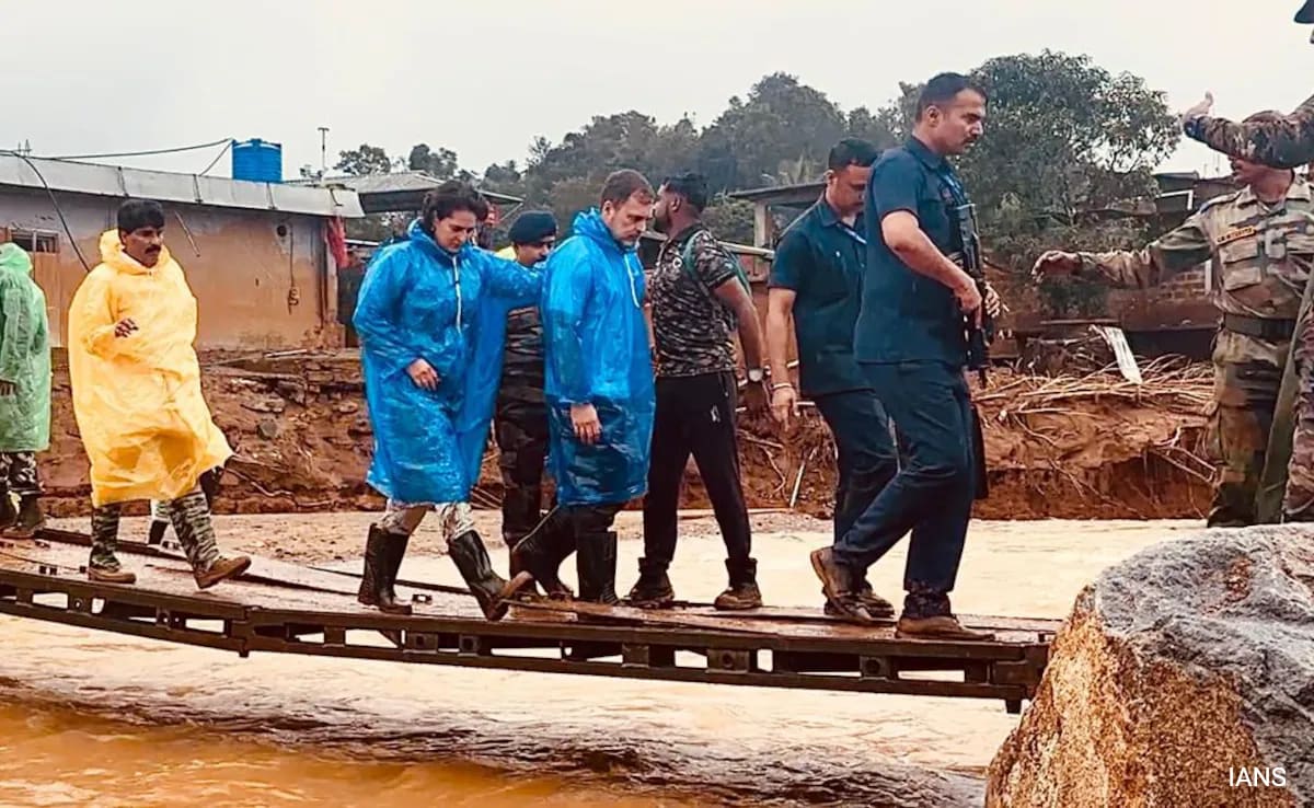 Rahul Gandhi, Priyanka Visit Landslide-Hit Chooralmala In Kerala's Wayanad