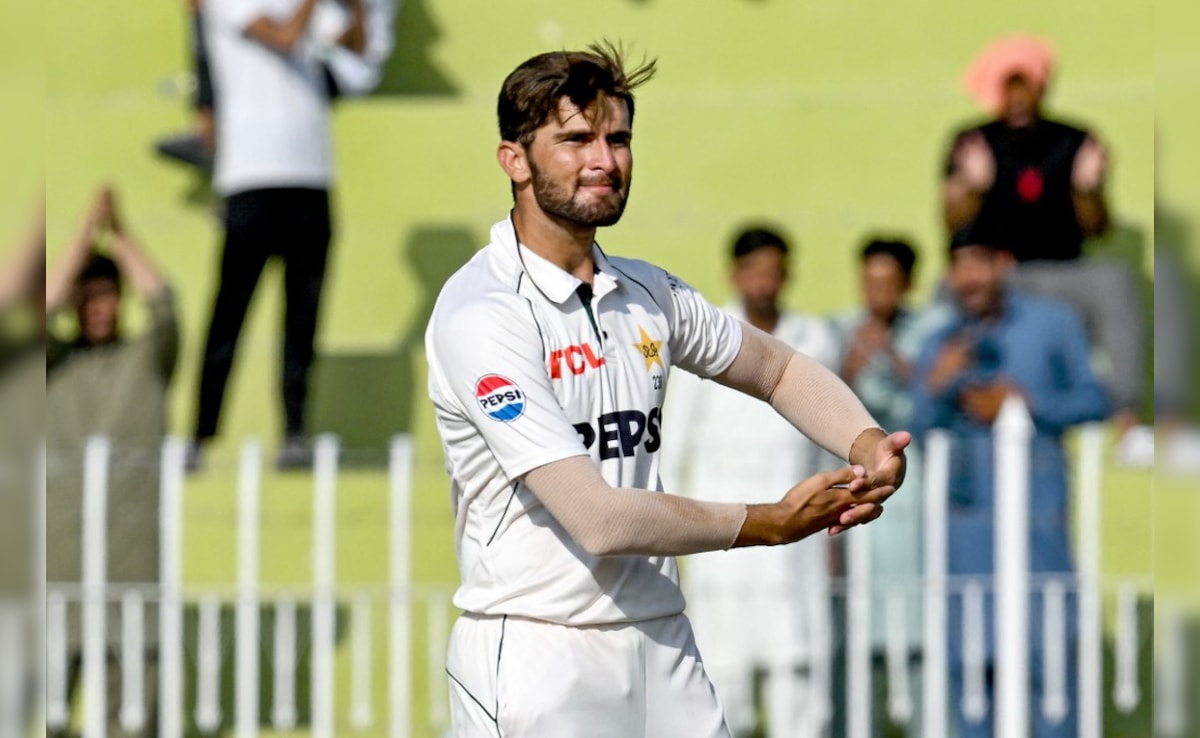 Watch: Shaheen Takes 1st Wicket After Becoming Father. Celebration Viral