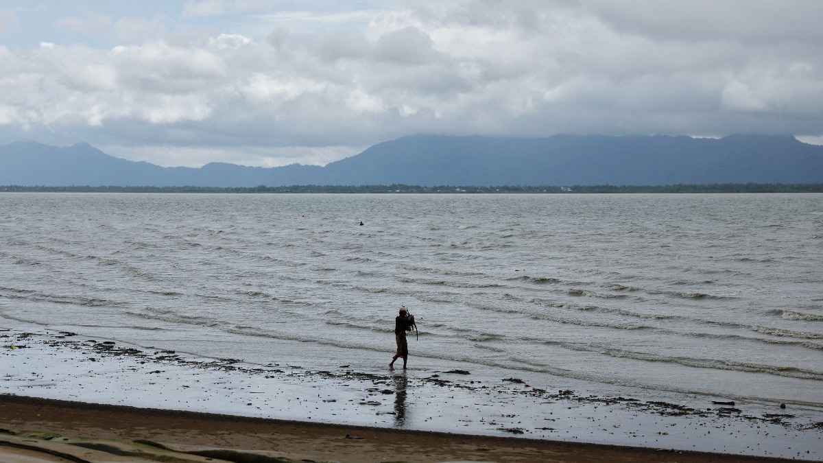 Dozen of Rohingyas fleeing Myanmar, including children, killed in drone attack