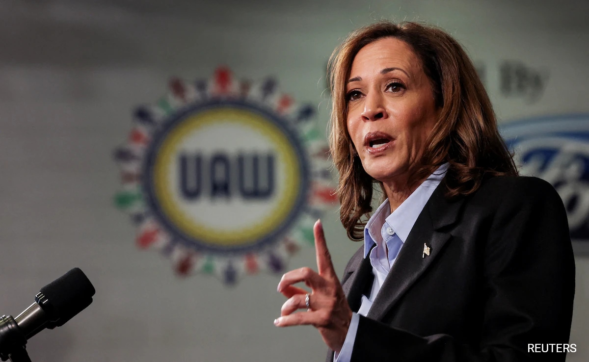 Kamala Harris Says She Will Cut Degree Requirements For Certain Federal Job