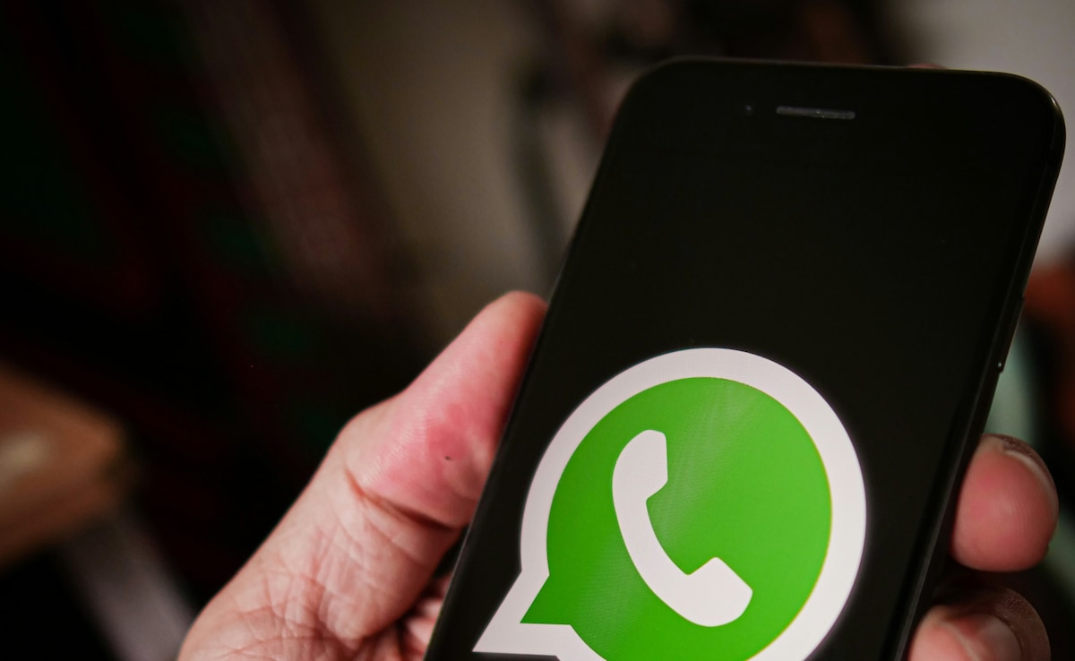 Gurugram Cops File Case Against WhatsApp Directors For Not Providing Info