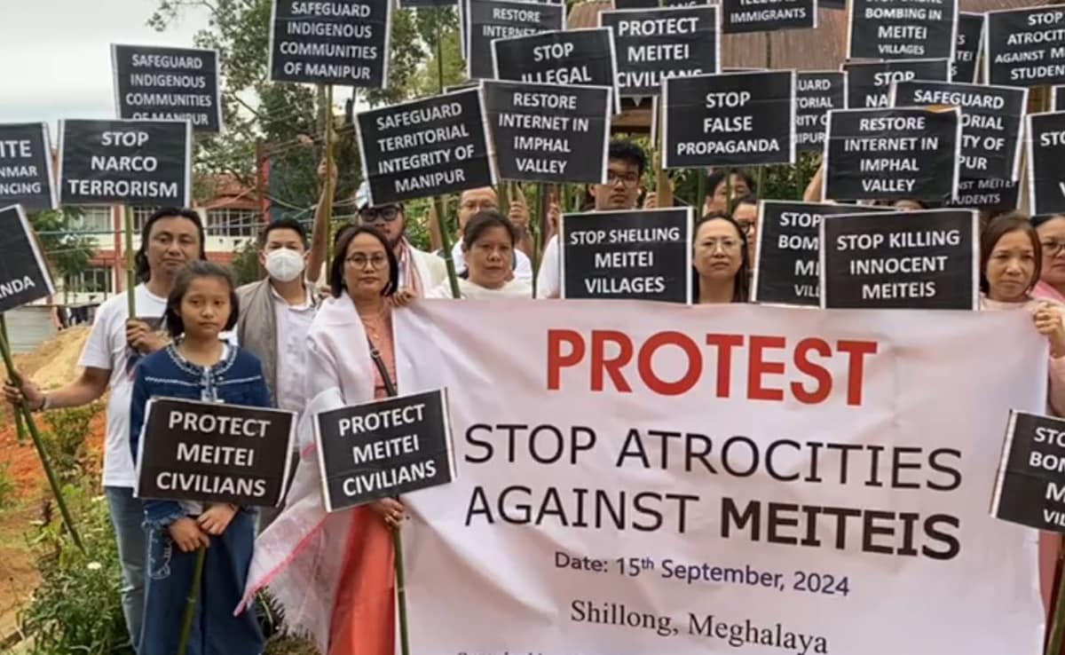 "Safeguard Indigenous Communities": Meitei Group's Sit-In At Manipur Bhavan In Shillong