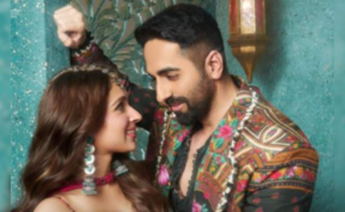 Ayushmann Khurrana And Pashmina Roshan's Song Jachdi Is A Festive Treat To Fans