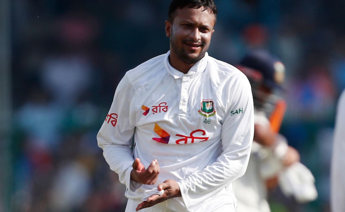 Shakib Al Hasan's Fans Attacked During Protest In Dhaka Amid Tight Security